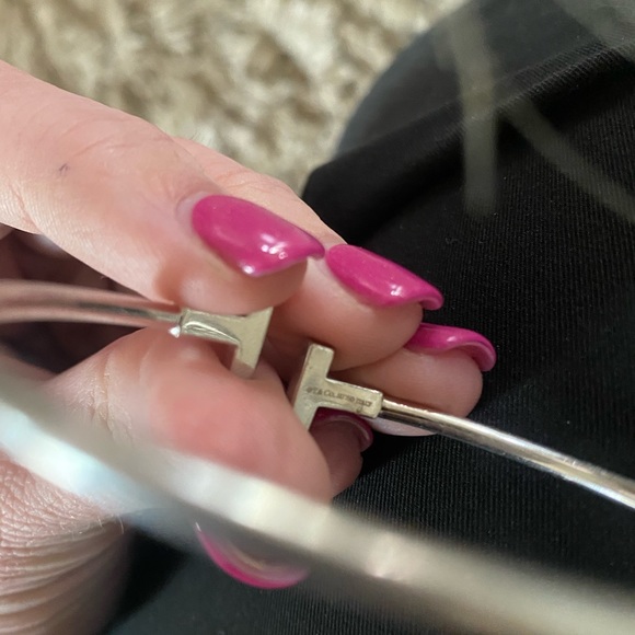 Tiffany “T” bracelet - Picture 5 of 9